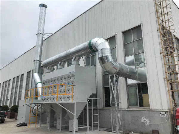 �����и���̳�����